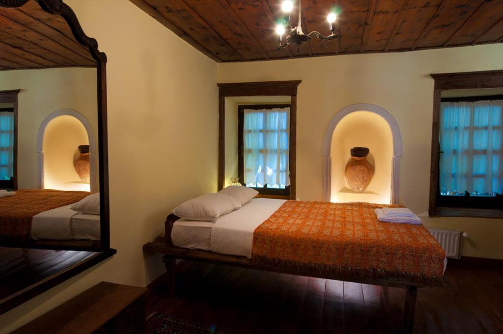 Vergoula'S Mansion Kastoria Habitación foto